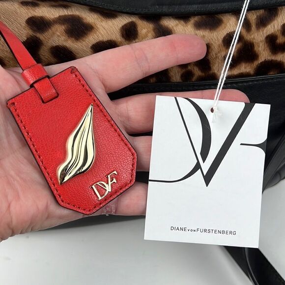 NWT Diane Von Furstenberg 440 Courier
Leopard Calf Leather Hand /Crossbody Bag - Picture 13 of 15